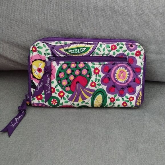 Vera Bradley Viva La Vera Ziparound Wristlet Wallet NWOT - Picture 2 of 3